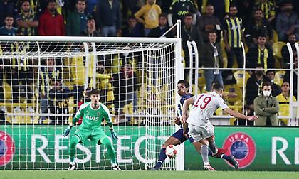 Ξανά Μασούρας, 3-0 ο Ολυμπιακός μέσα στην Πόλη!