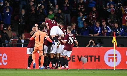 «Βύθισε» τη Ρέιντζερς η Σπάρτα Πράγας - Μοιρασιά στο Σαν Σεμπαστιάν