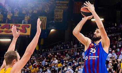 Καθάρισε στο… ρελαντί την Άλμπα η Μπαρτσελόνα