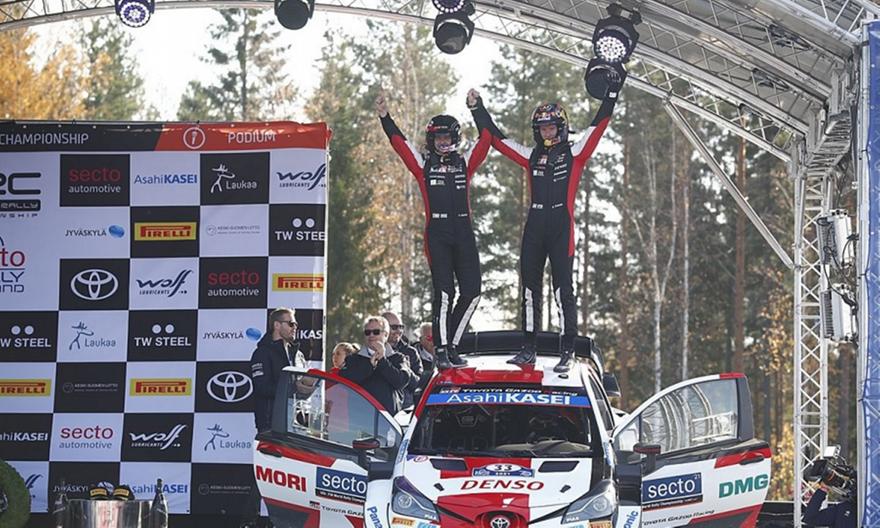 WRC: Νίκησε ο Έβανς στη Φινλανδία κι ελπίζει