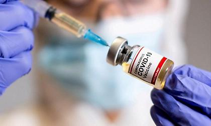 Προς σχέδιο (απόλυτη) ελευθερία: Τι θα ανακοινωθεί την Τετάρτη για τους εμβολιασμένους