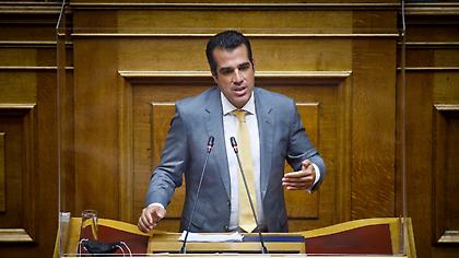Πλεύρης για εμβολιασμένους: Σχέδιο για ελευθερία «σε σημείο κανονικότητας»