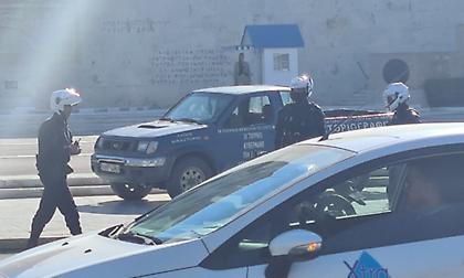 Έφτασε με αγροτικό έως το μνημείο του Αγνώστου Στρατιώτη - Απειλούσε να ανατιναχθεί