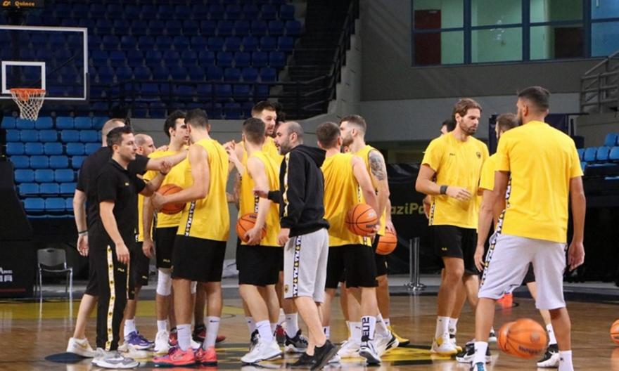 Φίλος της ΑΕΚ χαρίζει τρία διαρκείας σε φοιτητές νομικής