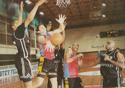 Ο μπασκετικός Άρης με κόκκινη εμφάνιση; Κι όμως, συνέβη!