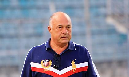 Μπέος: «Αν ήμουν εγώ πρόεδρος στην ΕΠΟ δεν θα ξεκινούσαν τα πρωταθλήματα»