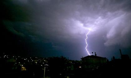 Κακοκαιρία «Αθηνά»: Κλειστά την Πέμπτη τα σχολεία σε Κέρκυρα και Παξούς