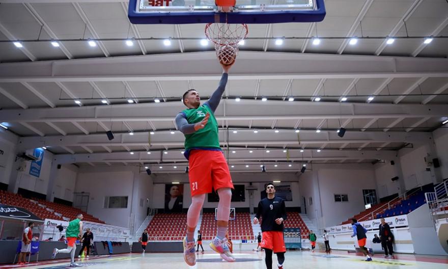 Έρχεται Αθήνα για την ΑΕΚ ο Χάμερ