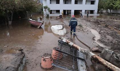 Βόρεια Εύβοια-Περιφερειάρχης Στερεάς Ελλάδας: Το παραλιακό μέτωπο στο Αχλάδι έχει διαλυθεί