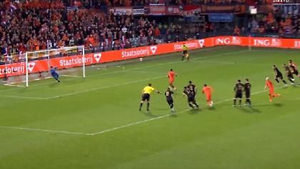 Έπιασε πέναλτι του Ντεπάι ο κίπερ του Γιβραλτάρ!