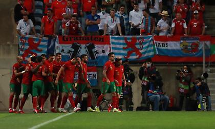 1ος όμιλος: Έριξε πεντάρα αλλά... παραμένει πίσω από τη Σερβία η Πορτογαλία