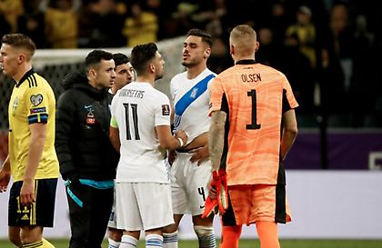 Ντίνος Μαυροπάνος: Επιβάλλεται να μάθει και να «σηκωθεί» ο διεθνής στόπερ