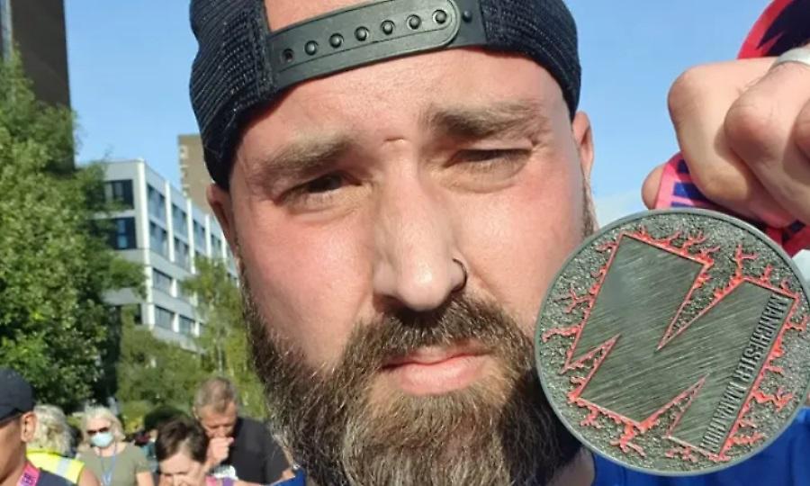 Τύπος έτρεξε όλον τον μαραθώνιο του Μάντσεστερ... κατά λάθος