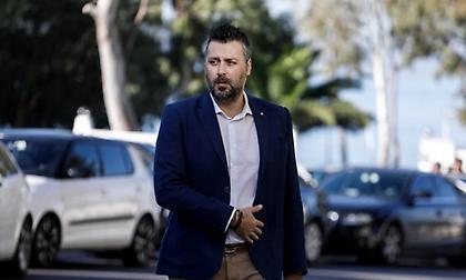 Επίθεση με εμπρηστικό μηχανισμό στο πολιτικό γραφείο του Γιάννη Καλλιάνου