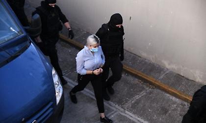 Υπόθεση βιτριόλι: Η ψυχρή και ατάραχη στάση της δράστιδος και η «συγγνώμη» στην Ιωάννα