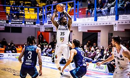 Έκανε την έκπληξη η Κλουζ