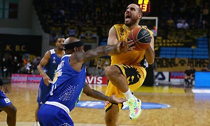 Ανατροπή: Στη 12άδα με Τρεβίζο ο Κολόμ!