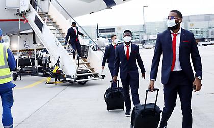 Προσγειώθηκε στην Φρανκφούρτη η αποστολή του Ολυμπιακού