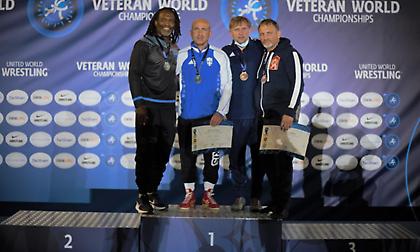 «Ολόχρυσος» Μπεντινίδης στο Παγκόσμιο Πρωτάθλημα Πάλης Βετεράνων