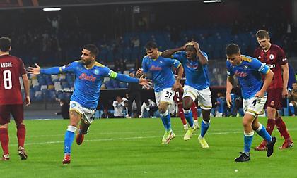 Τα στιγμιότυπα από την τριάρα της Νάπολι στη Λέγκια Βαρσοβίας