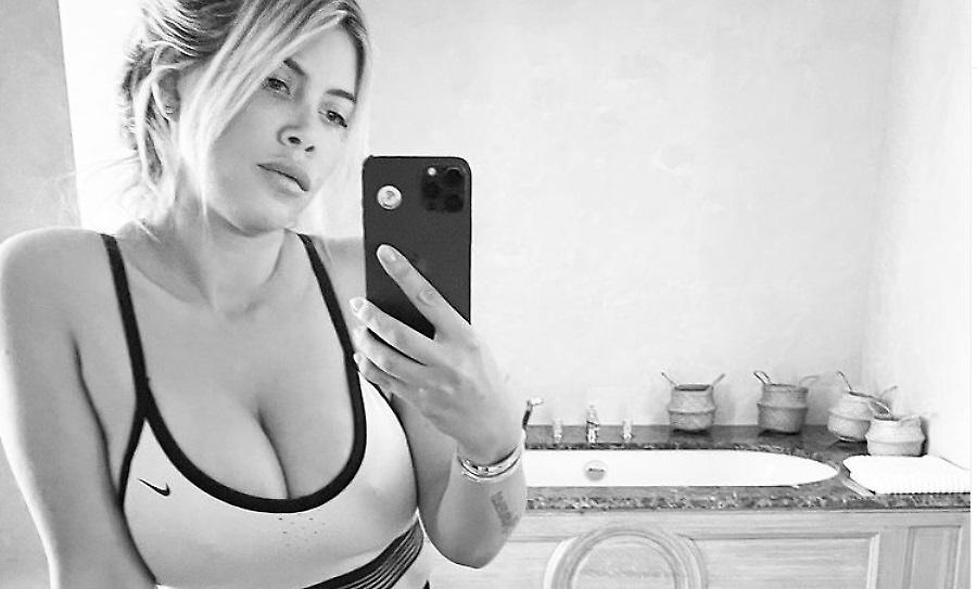 Κι ας... γκρινιάζει ο Ικάρντι: Η Γουάντα ανέβασε φωτογραφία από το ντους!