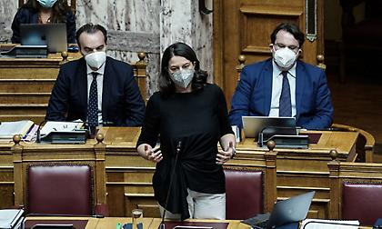 Κεραμέως: Αντιδημοκρατικές πρακτικές από κάποιους με καλυμμένα πρόσωπα δεν μας φοβίζουν