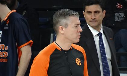 Οι διαιτητές στο Ολυμπιακός-Άλμπα