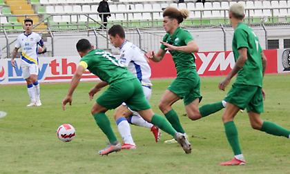 Αποθέωση για τους νικητές από τους φίλους του Λεβαδειακού!