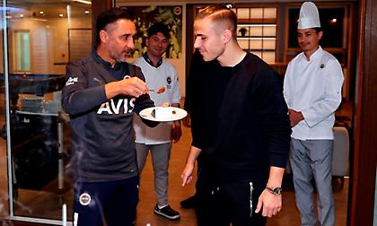 Η έκπληξη της Φενέρ στον Πέλκα για τα γενέθλιά του