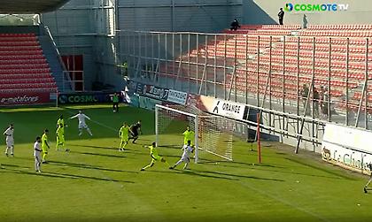 «Φωνάζει» η Ξάνθη για γκολ που δεν μέτρησε με Ιωνικό