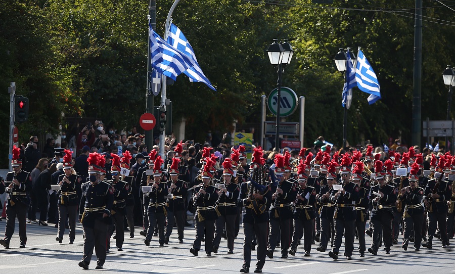 Αθήνα-28η Οκτωβρίου: Ολοκληρώθηκε η μαθητική παρέλαση