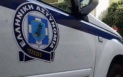 Επιθέσεις με βαριοπούλες σε δύο τράπεζες στους Αμπελόκηπους και το Χαλάνδρι