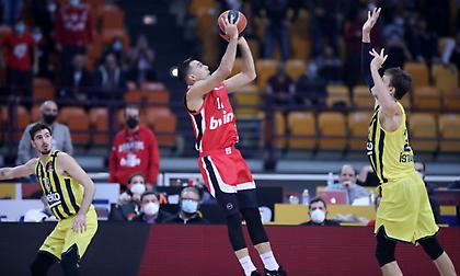 Το νικητήριο καλάθι του Σλούκα απέναντι στον Βέσελι!