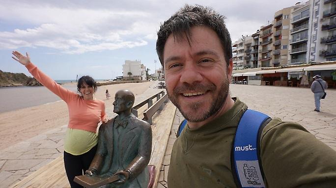 Το Ηappy Traveller στη Βαρκελώνη, Μέρος Β’ (trailer)