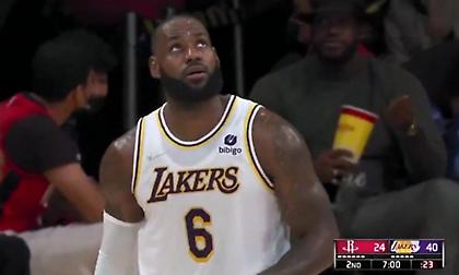 Η πιο... wtf φωτογραφία: Ο Λεμπρόν βλέπει τον εαυτό του!