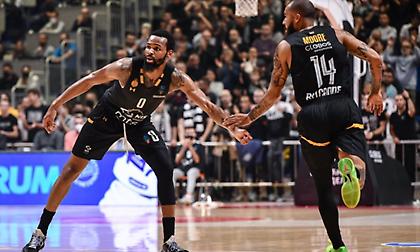 Άγιος… Πάντερ κράτησε αήττητη την Παρτίζαν!