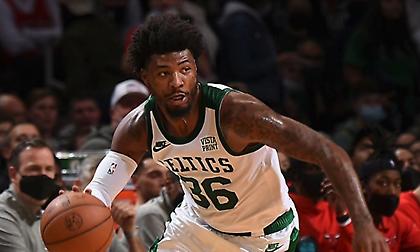 Έκραξε τους Τέιτουμ και Μπράουν ο Σμαρτ: «Δεν δίνουν πάσα!»