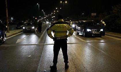 Σύγκρουση φορτηγού με ΙΧ στον Κηφισό - Αυξημένη η κίνηση των οχημάτων στην άνοδο