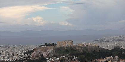Καιρός: Ηλιοφάνεια και εισβολή αφρικανικής σκόνης
