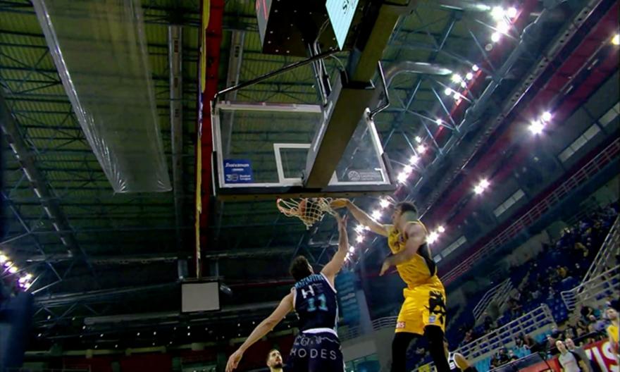 Εντυπωσιακό κάρφωμα από τον Βαουλέτ