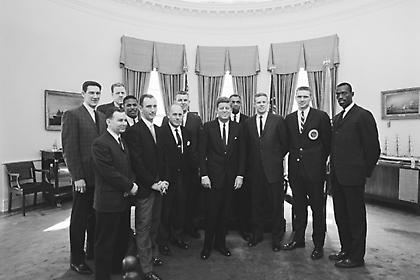 Λευκός Οίκος και πρωταθλητές: Από τους Σέλτικς το 1963 μέχρι τους Μπακς το 2021!