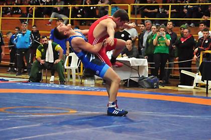 Πάλη: Τα φώτα στα Πανελλήνια πρωταθλήματα Παίδων - Παμπαίδων