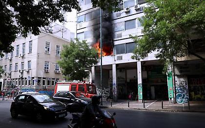 Φωτιά σε διαμέρισμα στο κέντρο της Αθήνας