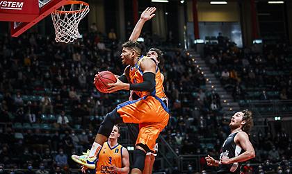 Μόνη αήττητη η Λομοκοτίβ Κουμπάν, άλωσε την Μπολόνια η Βαλένθια