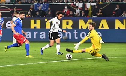 10ος όμιλος: Ούτε... δέκα με ρεκόρ Φλικ η Γερμανία, «κουλούρια» στη Ρουμανία!