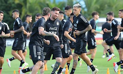 Παίζει κόντρα στην Ουρουγουάη ο Μέσι