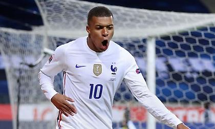 «Άρρωστο» γκολ του Εμπαπέ με τακουνάκι στην προπόνηση! (video)