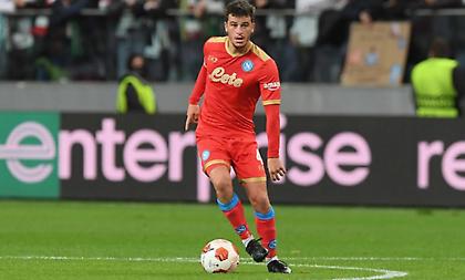 Νάπολι: Θετικός στον κορωνοϊό ο Ντέμε