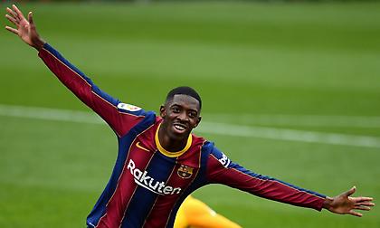 Σφίγγει τα λουριά ο Τσάβι: Πρόστιμο σε Ντεμπελέ για… τρίλεπτη καθυστέρηση