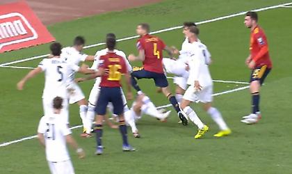 Καθηγητής διαιτησίας στην AS: «Πέναλτι που κατά 50% το κερδίζει ο παίκτης»